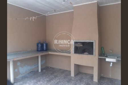 1_photo/94dce31fcb.ae3d86bef28e162d-ATLAS-b783c458-18f3-4973-bf79-9dc818ba192b.jpg de casa à venda com 2 quartos, 190m² em Fazendinha, Curitiba