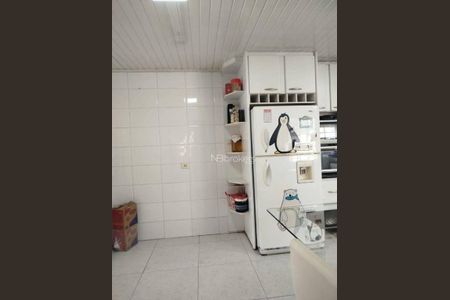 11_photo/94dce31fcb.ae3d86bef28e162d-ATLAS-faf67484-fb5f-4f82-8dd1-00b2f95dc7f1.jpg de casa à venda com 3 quartos, 190m² em Fazendinha, Curitiba
