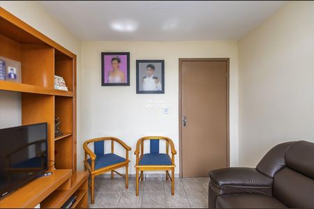 12_photo/94dce32a0b.c06c3c5dbfc3661b-ATLAS-8035cf1c-5667-401f-8b24-e5218da9108a.jpg de casa à venda com 3 quartos, 227m² em Cidade Industrial de Curitiba, Curitiba