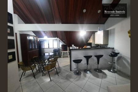 19_photo/94dce32b2f.da1b4779d056e5cc-ATLAS-7634d43d-641c-4294-8a91-ec8baabbfcfc.jpg de casa à venda com 4 quartos, 330m² em Cidade Industrial de Curitiba, Curitiba