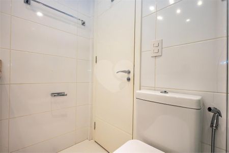 6_photo/94dce32bb7.7d01d2ab176dea69-ATLAS-3b5852e2-f2f2-4ee1-b8fb-743e98c5b6b2.jpg de apartamento à venda com 3 quartos, 147m² em Cidade Industrial de Curitiba, Curitiba