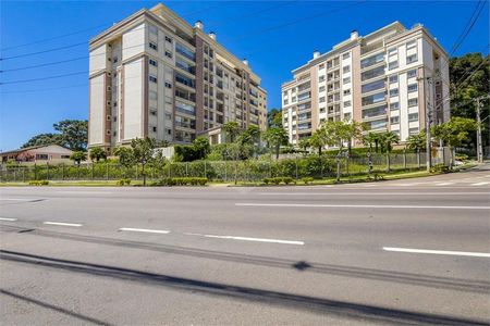 13_photo/94dce32bc9.7d01d2ab176dea69-ATLAS-2e105bc6-932d-4bec-8b29-ca0e654dbeb7.jpg de apartamento à venda com 3 quartos, 147m² em Cidade Industrial de Curitiba, Curitiba