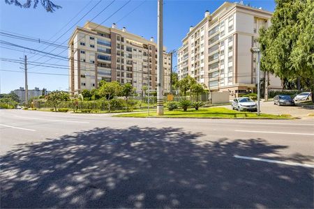 14_photo/94dce32bc9.7d01d2ab176dea69-ATLAS-e7985a16-284d-426c-b6ce-bd87555b1e2d.jpg de apartamento à venda com 3 quartos, 147m² em Cidade Industrial de Curitiba, Curitiba