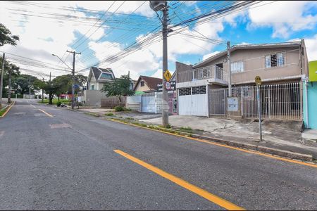 24_photo/94dce32be7.5b63f18bcccc212e-ATLAS-648ee8cd-de98-4898-949c-1cc7fb0ce742.jpg de casa à venda com 3 quartos, 162m² em Cidade Industrial de Curitiba, Curitiba