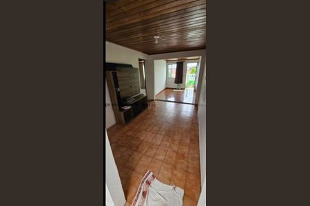 4_photo/94dce32c11.4cea1a0b3f6bbd2f-ATLAS-21d2f8e3-0649-4cb4-8265-373192bcf99d.jpg de casa à venda com 3 quartos, 130m² em Cidade Industrial de Curitiba, Curitiba