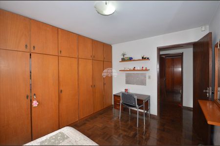 9_photo/94dce3342f.6eaa33ef77f76814-ATLAS-b4c4e508-2f66-417c-a1d5-169ff132adff.jpg de casa à venda com 5 quartos, 224m² em Novo Mundo, Curitiba