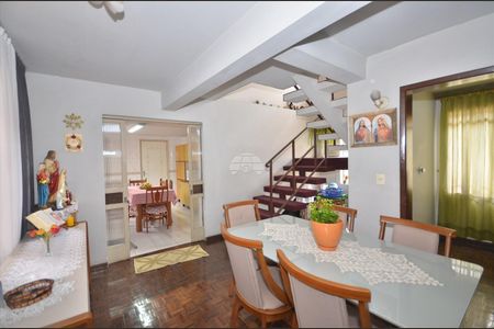 12_photo/94dce3342f.6eaa33ef77f76814-ATLAS-edf1ce84-7f7a-4521-a908-c5b1ba357cf9.jpg de casa à venda com 5 quartos, 224m² em Novo Mundo, Curitiba