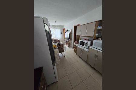 3_photo/94dce335e9.0f81dd1a9a4f6ffb-ATLAS-ada9dad4-cc9d-45cb-858d-53855f093e3c.jpg de casa à venda com 3 quartos, 53m² em Novo Mundo, Curitiba