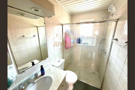 32_photo/94dce335ff.1e45c290f45d527b-ATLAS-9bf94aa2-8ec5-441f-aeca-bf987b2d632a.jpg de casa à venda com 3 quartos, 95m² em Novo Mundo, Curitiba