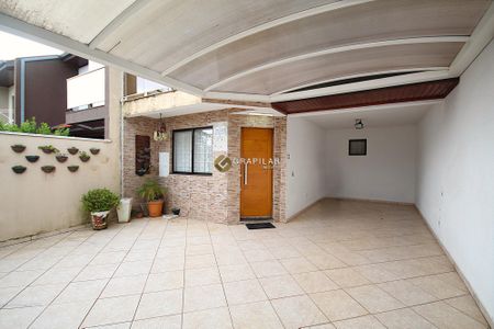 5_photo/94dce3361f.188a27b9c66a5139-ATLAS-c556a6aa-e0d4-4b69-9c56-cc9c4aa997e8.jpg de casa à venda com 4 quartos, 154m² em Novo Mundo, Curitiba