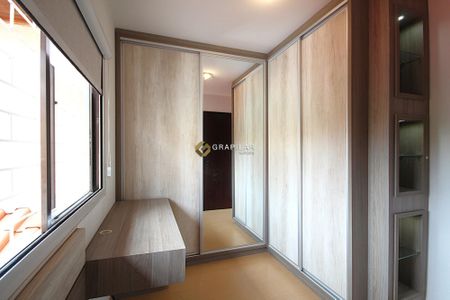 44_photo/94dce3361f.188a27b9c66a5139-ATLAS-e9a00d1f-388a-44cb-a3e9-96b520f5bac3.jpg de casa à venda com 4 quartos, 154m² em Novo Mundo, Curitiba