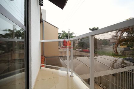 20_photo/94dce3361f.e7056842b54bb805-ATLAS-e65a51b5-7f09-4fe8-8eed-5b5b25a1b67a.jpg de casa à venda com 4 quartos, 154m² em Novo Mundo, Curitiba