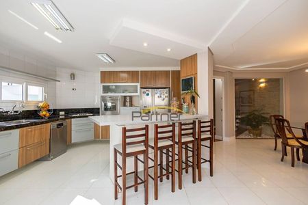 23_photo/94dce3369f.014d739fb69e46b1-ATLAS-eef8f896-ea29-428d-a2c4-5bf283ff61d1.jpg de casa à venda com 4 quartos, 350m² em Novo Mundo, Curitiba