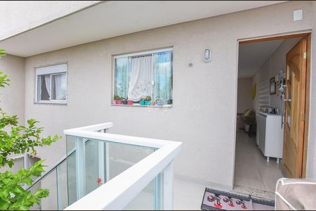 4_photo/94dce33755.7dbb7f4ebd617cd4-ATLAS-db41b31e-b246-4b27-8194-8f06d3c8b474.jpg de casa à venda com 2 quartos, 110m² em Novo Mundo, Curitiba