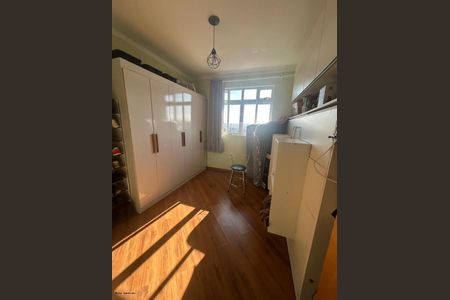 8_photo/94dce337a5.d7ff1048839b4df4-ATLAS-ec714145-103e-49d5-aab3-0879a9efb37d.jpg de casa à venda com 3 quartos, m² em Novo Mundo, Curitiba