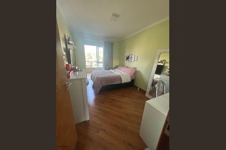 11_photo/94dce337a5.d7ff1048839b4df4-ATLAS-fca05e81-3c51-460d-86bb-eac64d9e1bc1.jpg de casa à venda com 3 quartos, m² em Novo Mundo, Curitiba