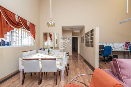 12_photo/94dce3380b.b2517d34c228f0d2-ATLAS-7ea22b29-7d82-41ff-a35f-e0da397ff975.jpg de casa à venda com 4 quartos, 267m² em Novo Mundo, Curitiba