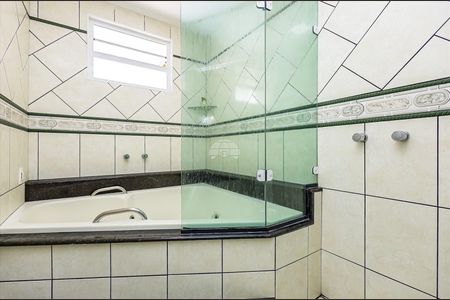 10_photo/94dce33825.e9f7fe0d28d0f4a0-ATLAS-1991dbbf-b086-4c33-9936-01fda5f7c8fb.jpg de casa à venda com 4 quartos, 228m² em Novo Mundo, Curitiba