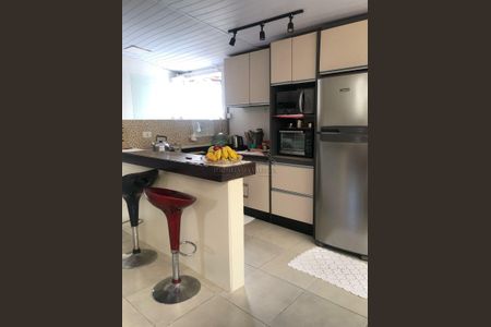 15_photo/94dce338d3.32a8019b0364636a-ATLAS-52fbd60b-2c7e-42e2-b3e9-077f9bdf80ff.jpg de casa à venda com 3 quartos, 86m² em Novo Mundo, Curitiba