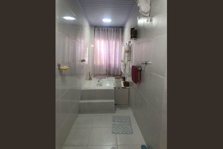 18_photo/94dce338d3.32a8019b0364636a-ATLAS-72ae6327-a8b7-42ed-af6f-5b51b2847d1d.jpg de casa à venda com 3 quartos, 86m² em Novo Mundo, Curitiba