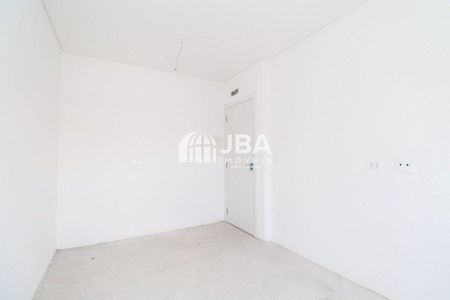 10_photo/94dce3398d.e3da74daae84817a-ATLAS-f8d44c84-e51f-48d9-9a44-4deb1a723db0.jpg de casa à venda com 0 quarto, 163m² em Novo Mundo, Curitiba