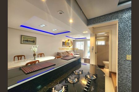 12_photo/94dce33a17.836003811a69fd09-ATLAS-6f11e857-56cc-4d17-99a5-4aa2e21ed2f2.jpg de casa de condomínio à venda com 3 quartos, 178m² em Novo Mundo, Curitiba