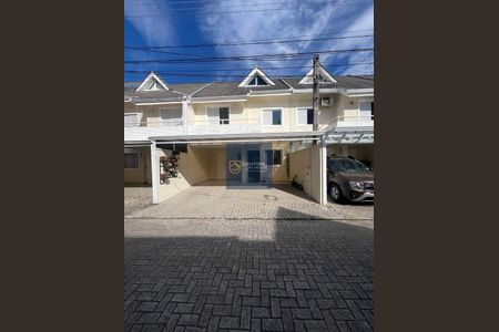 1_photo/94dce33a17.ffc75404b01469ab-ATLAS-db3f38a2-97ca-4a7f-af12-056f4e250d5f.jpg de casa à venda com 4 quartos, 158m² em Novo Mundo, Curitiba