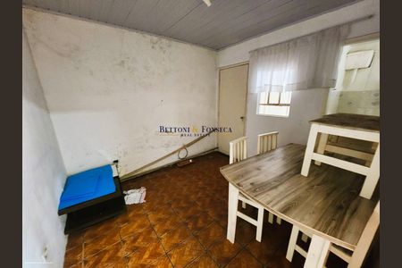 5_photo/94dce33a47.ef8b5548d1c5a743-ATLAS-9a065fec-e6d3-428f-9e0f-2b2e121aeacb.jpg de casa à venda com 5 quartos, 116m² em Novo Mundo, Curitiba