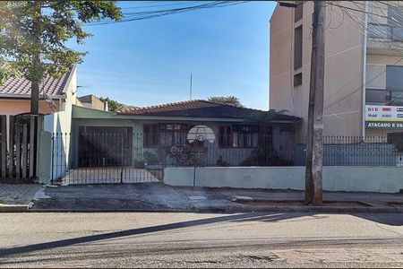 3_photo/94dce33a4f.7b5cf76929cf096b-ATLAS-654bdce2-4025-4247-aad8-d44742d5a22b.jpg de casa à venda com 3 quartos, 119m² em Novo Mundo, Curitiba