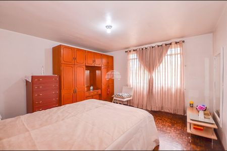 4_photo/94dce33a4f.7b5cf76929cf096b-ATLAS-66fca253-c621-4f91-80d8-d90d487513dc.jpg de casa à venda com 3 quartos, 119m² em Novo Mundo, Curitiba