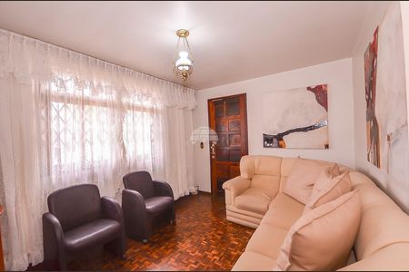 2_photo/94dce33a4f.7b5cf76929cf096b-ATLAS-b542fcef-8c14-4e41-a6cf-ff633c990c30.jpg de casa à venda com 3 quartos, 119m² em Novo Mundo, Curitiba