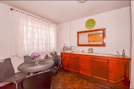 4_photo/94dce33a4f.7b5cf76929cf096b-ATLAS-cd08e692-038e-4474-aade-7b0bd851a9cd.jpg de casa à venda com 3 quartos, 119m² em Novo Mundo, Curitiba