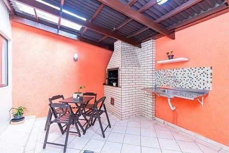 23_photo/94dce33a59.9de6362a168616a9-ATLAS-29d0697a-895f-4bd5-a9d5-3fef920261b1.jpg de casa à venda com 3 quartos, 120m² em Novo Mundo, Curitiba