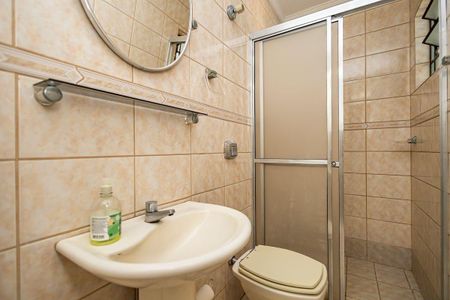 31_photo/94dce33a63.183cecbb511cf629-ATLAS-02882c0a-ffae-4a4d-b05e-70a4e593a139.jpg de casa à venda com 7 quartos, 349m² em Novo Mundo, Curitiba