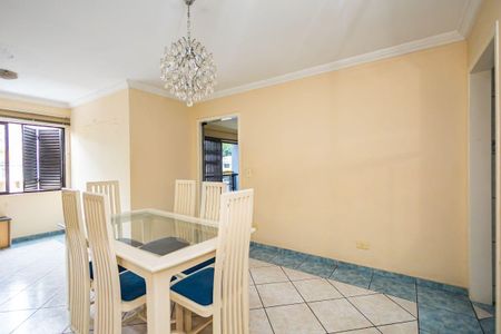 7_photo/94dce33a63.183cecbb511cf629-ATLAS-48156f8f-18f7-45ad-b8af-21bb1a1a00ba.jpg de casa à venda com 7 quartos, 349m² em Novo Mundo, Curitiba