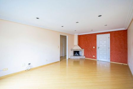 11_photo/94dce33a63.183cecbb511cf629-ATLAS-5bae5adc-55ed-4c41-88d6-663558d665ca.jpg de casa à venda com 7 quartos, 349m² em Novo Mundo, Curitiba