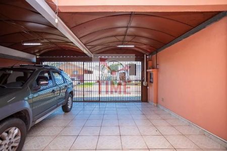 47_photo/94dce33ae5.7c432262441fa205-ATLAS-717f57f6-0fc7-427d-99cc-e4445fce4e54.jpg de casa à venda com 3 quartos, 124m² em Novo Mundo, Curitiba