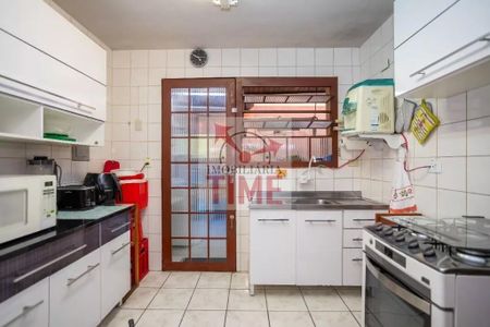 11_photo/94dce33ae5.7c432262441fa205-ATLAS-bc55c473-66c6-4e0f-b6b7-bc2a0f0c110c.jpg de casa à venda com 3 quartos, 124m² em Novo Mundo, Curitiba