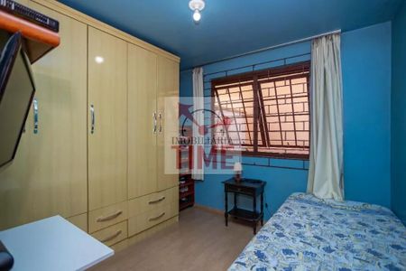30_photo/94dce33ae5.7c432262441fa205-ATLAS-f30feadb-355a-4d8d-8abb-970e401b9822.jpg de casa à venda com 3 quartos, 124m² em Novo Mundo, Curitiba