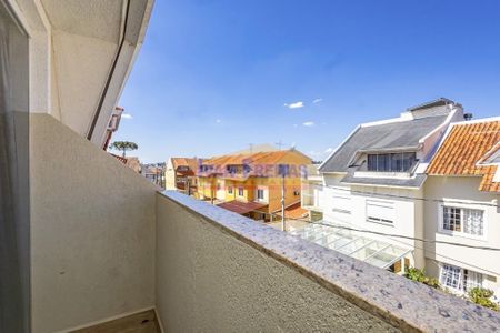 25_photo/94dce33aef.652aaff6726cae30-ATLAS-efbdf01c-b337-4fbb-8c5e-9ce6de33be87.jpg de casa à venda com 3 quartos, 145m² em Novo Mundo, Curitiba