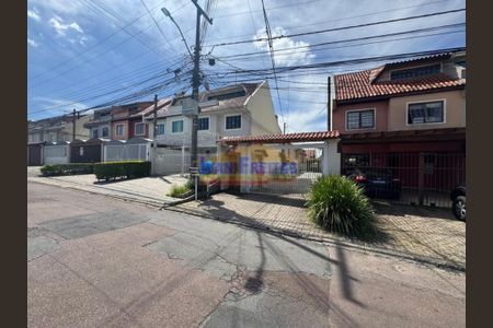 27_photo/94dce33aef.b890cfa64dcc6572-ATLAS-e27f7cda-1ef9-417a-afe0-668aa0e356e3.jpg de casa à venda com 3 quartos, 178m² em Novo Mundo, Curitiba