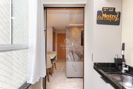 3_photo/94dce33b37.dcaaaf9a7a00eb3d-ATLAS-0c579a1a-be21-4291-a476-e851885a910b.jpg de apartamento à venda com 2 quartos, 42m² em Novo Mundo, Curitiba