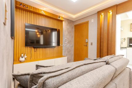 4_photo/94dce33b37.dcaaaf9a7a00eb3d-ATLAS-0e3565d3-c2f1-4a45-a551-d3b9dfa55496.jpg de apartamento à venda com 2 quartos, 42m² em Novo Mundo, Curitiba