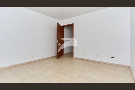 4_photo/94dce33e6d.1dc817000cb419a8-ATLAS-37dc71b4-9e75-4fd2-92bf-9ec132d303b3.jpg de casa à venda com 4 quartos, 278m² em Portão, Curitiba