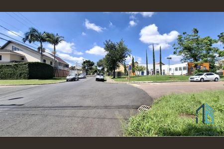 1_photo/94dce33eb7.0f81dd1a9a4f6ffb-ATLAS-01635a46-5a2c-4b27-a55e-9c10658600aa.jpg de casa à venda com 4 quartos, 500m² em Novo Mundo, Curitiba