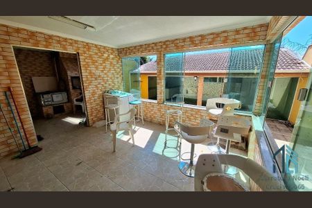 2_photo/94dce33eb7.0f81dd1a9a4f6ffb-ATLAS-9f38ec0c-a4b6-4152-84a5-7d15de77b2f4.jpg de casa à venda com 4 quartos, 500m² em Novo Mundo, Curitiba