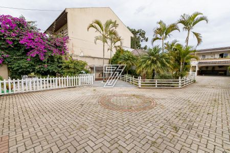 10_photo/94dce34021.481bc2eec9427697-ATLAS-3ca43baa-aab7-4e63-950b-b9e65ee70573.jpg de casa à venda com 5 quartos, 305m² em Portão, Curitiba