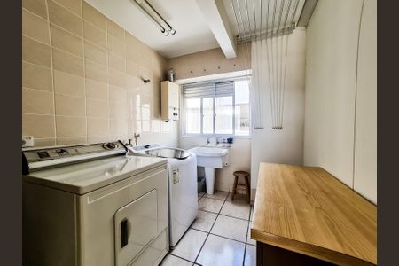 24_photo/94dce3402b.f14d7a494a64fc38-ATLAS-a9d313a1-4e71-4425-9687-71f8bcd60d31.jpg de apartamento à venda com 3 quartos, 286m² em Portão, Curitiba