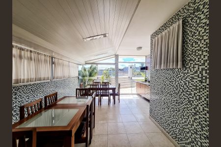 10_photo/94dce3402b.f14d7a494a64fc38-ATLAS-ab611320-4d2b-47d3-b09e-399a6af215cf.jpg de apartamento à venda com 3 quartos, 286m² em Portão, Curitiba