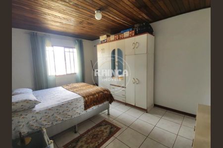 8_photo/94dce340cd.dda3a78fb47de289-ATLAS-1d1b83fb-d746-4439-b4c9-5b3b5d9ef488.jpg de casa à venda com 4 quartos, 210m² em Novo Mundo, Curitiba